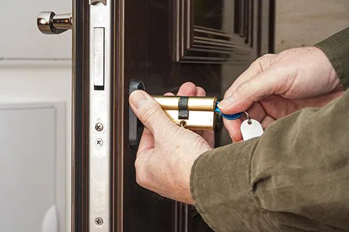 Yellow Springs OH Locksmiths Store Yellow Springs, OH 937-641-0712 Yellow Springs OH Locksmiths Store Yellow Springs, OH 937-641-0712 - emergency-unlock